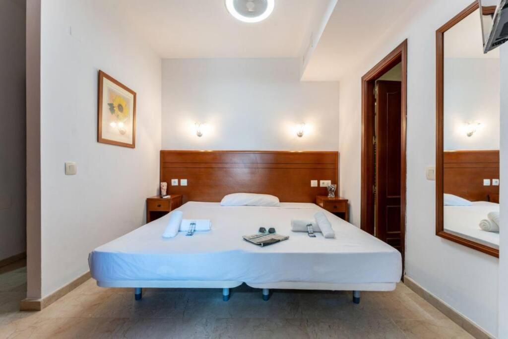 Ct 240 - Beachfront Apartment -Don Juan Manilva Dış mekan fotoğraf