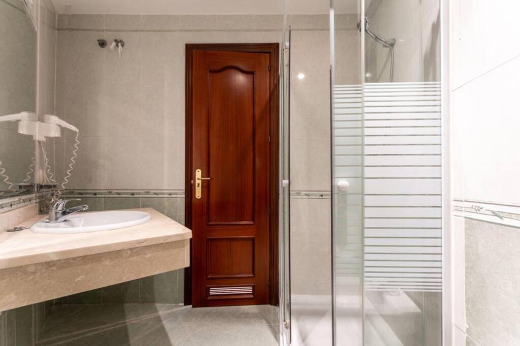 Ct 240 - Beachfront Apartment -Don Juan Manilva Dış mekan fotoğraf