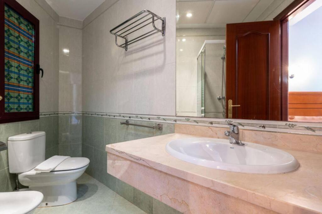 Ct 240 - Beachfront Apartment -Don Juan Manilva Dış mekan fotoğraf