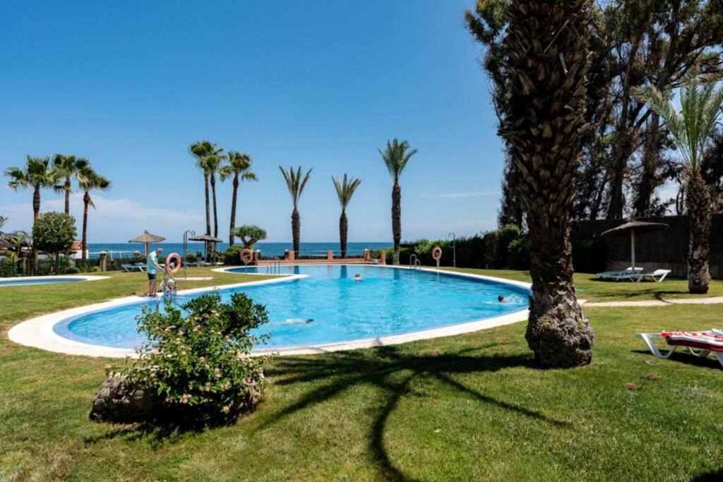 Ct 240 - Beachfront Apartment -Don Juan Manilva Dış mekan fotoğraf
